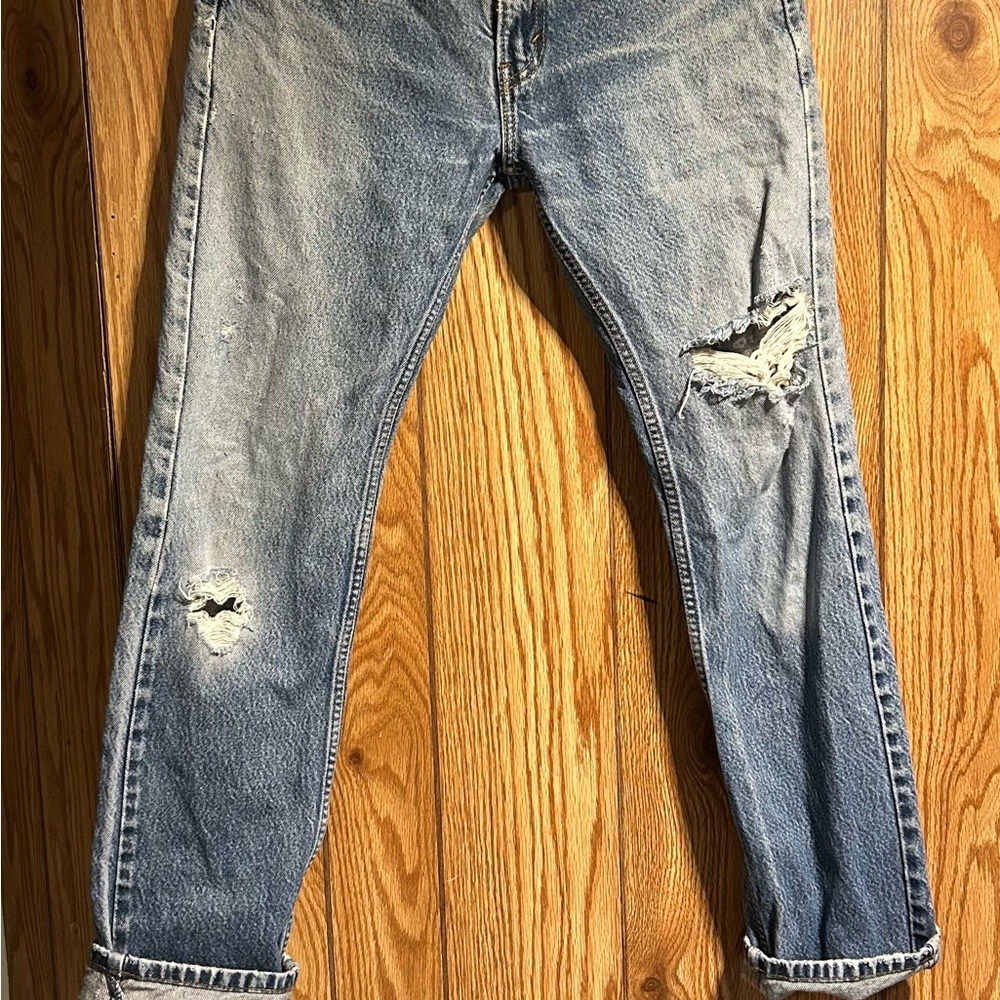 Levi's Women's Cropped Ripped Blue Jeans